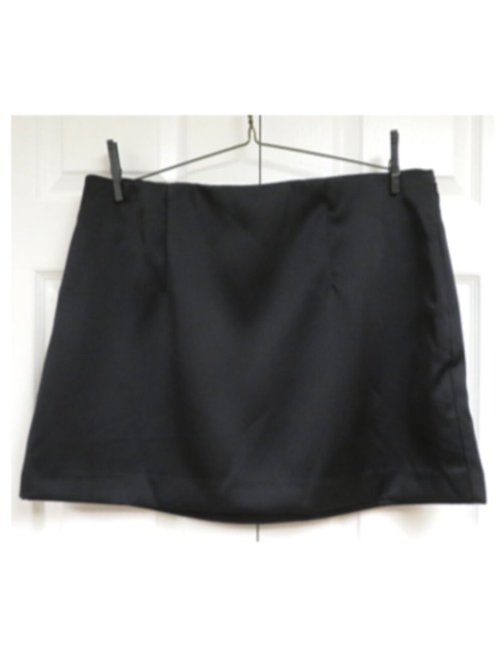 "A New Day" Satin Mini Skirt Size 17 Black Solid